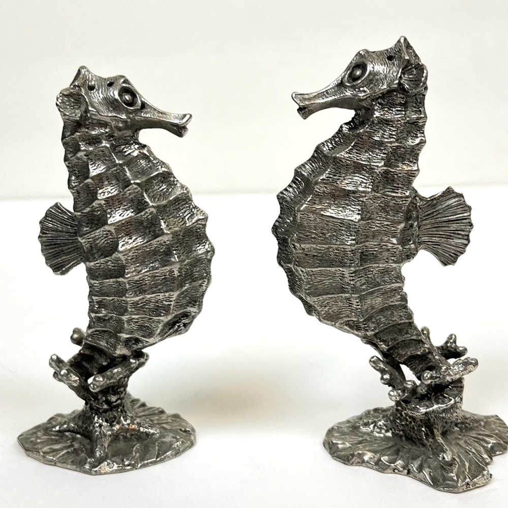 Seahorse Pewter Salt Pepper Shakers Set - Picture 4 of 10